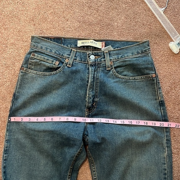 Levi 505 regular fit men’s jeans. Size 32 x 34. - Picture 9 of 10